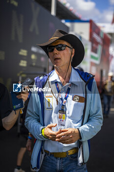 2023-06-11 - GLICKENHAUS Jim (usa), Owner of Glickenhaus Racing, portrait during the podium of the 24 Hours of Le Mans 2023 on the Circuit des 24 Heures du Mans on June 11, 2023 in Le Mans, France - AUTO - LE MANS 2023 - PODIUM - ENDURANCE - MOTORS