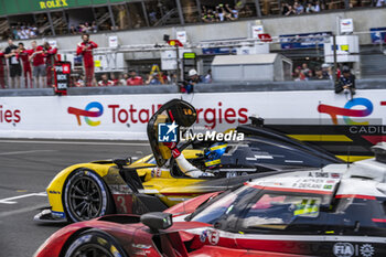 2023-06-11 - BOURDAIS Sébastien (fra), Cadillac Racing, Cadillac V-Series.R, portrai during the podium of the 24 Hours of Le Mans 2023 on the Circuit des 24 Heures du Mans on June 11, 2023 in Le Mans, France - AUTO - LE MANS 2023 - PODIUM - ENDURANCE - MOTORS