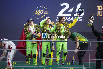 2023-06-11 - 34 SMIECHOWSKI Jakob (pol), SCHERER Fabio (che), COSTA Albert (spa), Inter Europol Competition, Oreca 07 - Gibson, portrait during the podium of the 24 Hours of Le Mans 2023 on the Circuit des 24 Heures du Mans on June 11, 2023 in Le Mans, France - AUTO - LE MANS 2023 - PODIUM - ENDURANCE - MOTORS
