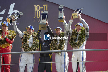 2023-06-11 - 02 BAMBER Earl (nzl), LYNN Alex (gbr), WESTBROOK Richard (gbr), Cadillac Racing, Cadillac V-Series.R, portrait during the podium of the 24 Hours of Le Mans 2023 on the Circuit des 24 Heures du Mans on June 11, 2023 in Le Mans, France - AUTO - LE MANS 2023 - PODIUM - ENDURANCE - MOTORS