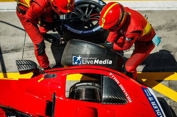 2023-07-07 - michelin, tyres, pneus, mecaniciens, mechanics Ferrari AF Corse, Ferrari 499P, action, stand, pit lane, during the 6 Hours of Monza 2023, 3rd round of the 2023 FIA World Endurance Championship, from July 7 to 9, 2023 on the Autodrome Nazionale di Monza, in Monza, Italy - AUTO - FIA WEC - 6 HOURS OF MONZA 2023 - ENDURANCE - MOTORS