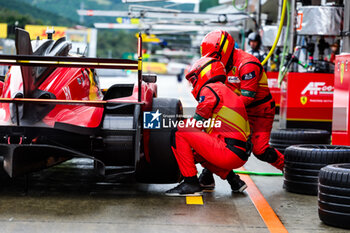 2023-09-08 - 50 FUOCO Antonio (ita), MOLINA Miguel (spa), NIELSEN Nicklas (dnk), Ferrari AF Corse, Ferrari 499P, action pitstop during the 6 Hours of Fuji 2023, 6th round of the 2023 FIA World Endurance Championship, from September 7 to 10, 2023 on the Fuji Speedway, in Oyama, Japan - AUTO - FIA WEC - 6 HOURS OF FUJI 2023 - ENDURANCE - MOTORS