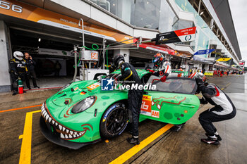 2023-09-08 - 56 HYETT PJ (usa), JEANNETTE Gunnar (usa), CAIROLI Matteo (ia), Project 1 - AO, Porsche 911 RSR - 19, pitlane during the 6 Hours of Fuji 2023, 6th round of the 2023 FIA World Endurance Championship, from September 7 to 10, 2023 on the Fuji Speedway, in Oyama, Japan - AUTO - FIA WEC - 6 HOURS OF FUJI 2023 - ENDURANCE - MOTORS