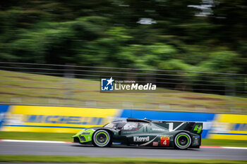 2023-09-08 - 04 VAUTIER Tristan (fra), GUERRIERI Esteban (arg), DE OLIVEIRA Joao Paulo (bra), Flyod Vanwall Racing Team, Vanwall Vandervell 680, action during the 6 Hours of Fuji 2023, 6th round of the 2023 FIA World Endurance Championship, from September 7 to 10, 2023 on the Fuji Speedway, in Oyama, Japan - AUTO - FIA WEC - 6 HOURS OF FUJI 2023 - ENDURANCE - MOTORS