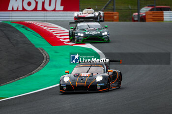 2023-09-08 - 86 WAINWRIGHT Michael (gbr), PERA Riccardo (ita), BARKER Benjamin (gbr), GR Racing, Porsche 911 RSR - 19, action during the 6 Hours of Fuji 2023, 6th round of the 2023 FIA World Endurance Championship, from September 7 to 10, 2023 on the Fuji Speedway, in Oyama, Japan - AUTO - FIA WEC - 6 HOURS OF FUJI 2023 - ENDURANCE - MOTORS