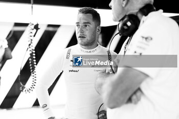 2023-09-09 - VANDOORNE Stoffel (bel), New Peugeot Reserve Driver, portrait during the 6 Hours of Fuji 2023, 6th round of the 2023 FIA World Endurance Championship, from September 7 to 10, 2023 on the Fuji Speedway, in Oyama, Japan - AUTO - FIA WEC - 6 HOURS OF FUJI 2023 - ENDURANCE - MOTORS