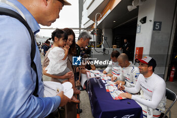 2023-09-09 - 99 BRUNI Gianmaria (ita), TINKCNELL Harry (gir), JANI Neel (ski), Proton Competition, Porsche 963,portrait, Autograph session, ambiance, during the 6 Hours of Fuji 2023, 6th round of the 2023 FIA World Endurance Championship, from September 7 to 10, 2023 on the Fuji Speedway, in Oyama, Japan - AUTO - FIA WEC - 6 HOURS OF FUJI 2023 - ENDURANCE - MOTORS