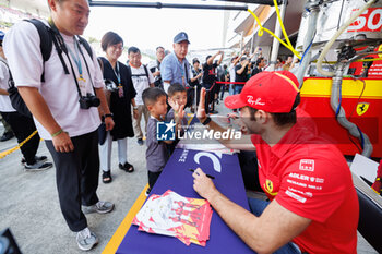 2023-09-10 - 50 FUOCO Antonio (ita), MOLINA Miguel (spa), NIELSEN Nicklas (dnk), Ferrari AF Corse, Ferrari 499P, portrait, Autograph session, ambiance, during the 6 Hours of Fuji 2023, 6th round of the 2023 FIA World Endurance Championship, from September 7 to 10, 2023 on the Fuji Speedway, in Oyama, Japan - AUTO - FIA WEC - 6 HOURS OF FUJI 2023 - ENDURANCE - MOTORS