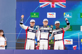 2023-09-10 - 22 LUBIN Frederick (gbr), HANSON Philip (gbr), ALBUQUERQUE Filipe (prt), United Autosports, Oreca 07 - Gibson, podium during the 6 Hours of Fuji 2023, 6th round of the 2023 FIA World Endurance Championship, from September 7 to 10, 2023 on the Fuji Speedway, in Oyama, Japan - AUTO - FIA WEC - 6 HOURS OF FUJI 2023 - ENDURANCE - MOTORS