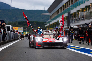 2023-09-10 - 07 CONWAY Mike (gbr), KOBAYASHI Kamui (jpn), LOPEZ José Maria (arg), Toyota Gazoo Racing, Toyota GR010 - Hybrid, action finish line, arrivee during the 6 Hours of Fuji 2023, 6th round of the 2023 FIA World Endurance Championship, from September 7 to 10, 2023 on the Fuji Speedway, in Oyama, Japan - AUTO - FIA WEC - 6 HOURS OF FUJI 2023 - ENDURANCE - MOTORS