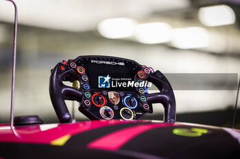 2023-11-01 - Porsche 911 RSR steering wheel, volant during the Bapco Energies WEC 8 Hours of Bahrain 2023, 7th round of the 2023 FIA World Endurance Championship, from November 1 to 4, 2023 on the Bahrain International Circuit, in Sakhir, Bahrain - AUTO - FIA WEC - 8 HOURS OF BAHRAIN 2023 - ENDURANCE - MOTORS