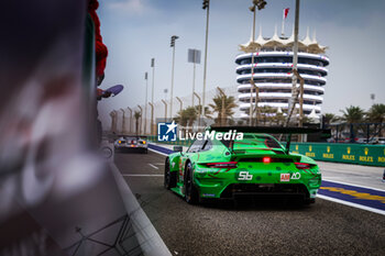 2023-11-02 - 56 HYET PJ (usa), JEANNEATTE Gunnar (usa), CAIROLI Matteo (ia), Project 1 - AO, Porsche 911 RSR - 19, action during the Bapco Energies WEC 8 Hours of Bahrain 2023, 7th round of the 2023 FIA World Endurance Championship, from November 1 to 4, 2023 on the Bahrain International Circuit, in Sakhir, Bahrain - AUTO - FIA WEC - 8 HOURS OF BAHRAIN 2023 - ENDURANCE - MOTORS
