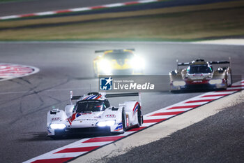 2023-11-02 - 99 JANI Neel (ski), BRUNI Gianmaria (ita), TINCKNELL Harry (gir), Proton Competition, Porsche 963, action during the Bapco Energies WEC 8 Hours of Bahrain 2023, 7th round of the 2023 FIA World Endurance Championship, from November 1 to 4, 2023 on the Bahrain International Circuit, in Sakhir, Bahrain - AUTO - FIA WEC - 8 HOURS OF BAHRAIN 2023 - ENDURANCE - MOTORS
