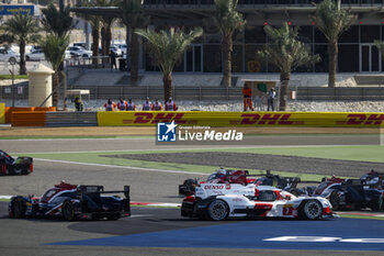 2023-11-04 - Start of the race, 07 CONWAY Mike (gbr), KOBAYASHI Kamui (jpn), LOPEZ José Maria (arg), Toyota Gazoo Racing, Toyota GR010 - Hybrid, action during the Bapco Energies WEC 8 Hours of Bahrain 2023, 7th round of the 2023 FIA World Endurance Championship, from November 1 to 4, 2023 on the Bahrain International Circuit, in Sakhir, Bahrain - AUTO - FIA WEC - 8 HOURS OF BAHRAIN 2023 - ENDURANCE - MOTORS
