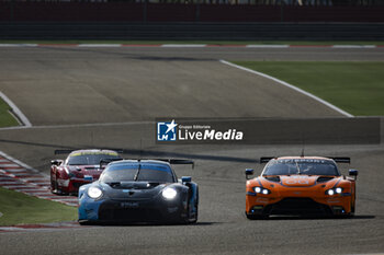 2023-11-04 - 77 RIED Christien (ger), PEDERSEN Mikkel (dnk), ANDLAUER Julien (fra), Dempsey-Proton Racing, Porsche 911 RSR - 19, 25 AL HARTHY Ahmad (omn), DINAN Michael (usa), EASTWOOD Charlie (irl), ORT by TGG, Aston Martin Vantage AMR, action during the Bapco Energies WEC 8 Hours of Bahrain 2023, 7th round of the 2023 FIA World Endurance Championship, from November 1 to 4, 2023 on the Bahrain International Circuit, in Sakhir, Bahrain - AUTO - FIA WEC - 8 HOURS OF BAHRAIN 2023 - ENDURANCE - MOTORS