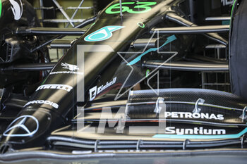 2023-02-23 - Mercedes AMG F1 Team W14, front wing, aerodynamism during the Formula 1 Armco pre-season testing 2023 of the 2023 FIA Formula One World Championship from February 23 to 25, 2023 on the Bahrain International Circuit, in Sakhir, Bahrain - F1 - PRE-SEASON TESTING 2023 - BAHRAIN - FORMULA 1 - MOTORS