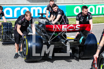 2023-02-23 - Technical details of the rear of the Mercedes AMG F1 Team W14, during the Formula 1 Armco pre-season testing 2023 of the 2023 FIA Formula One World Championship from February 23 to 25, 2023 on the Bahrain International Circuit, in Sakhir, Bahrain - F1 - PRE-SEASON TESTING 2023 - BAHRAIN - FORMULA 1 - MOTORS