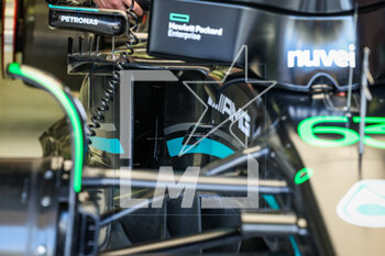 2023-02-23 - Mercedes AMG F1 Team W14, mechanical detail of the sidepod and airintake during the Formula 1 Armco pre-season testing 2023 of the 2023 FIA Formula One World Championship from February 23 to 25, 2023 on the Bahrain International Circuit, in Sakhir, Bahrain - F1 - PRE-SEASON TESTING 2023 - BAHRAIN - FORMULA 1 - MOTORS