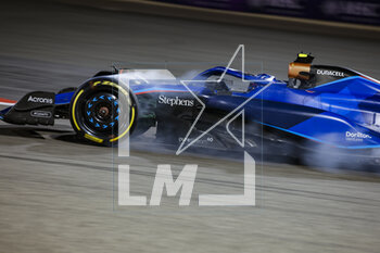 2023-02-23 - 02 SARGEANT Logan (usa), Williams Racing FW45, action during the Formula 1 Armco pre-season testing 2023 of the 2023 FIA Formula One World Championship from February 23 to 25, 2023 on the Bahrain International Circuit, in Sakhir, Bahrain - F1 - PRE-SEASON TESTING 2023 - BAHRAIN - FORMULA 1 - MOTORS