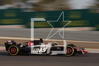 2023-02-23 - 20 MAGNUSSEN Kevin (den), Haas F1 Team VF-23 Ferrari, action during the Formula 1 Armco pre-season testing 2023 of the 2023 FIA Formula One World Championship from February 23 to 25, 2023 on the Bahrain International Circuit, in Sakhir, Bahrain - F1 - PRE-SEASON TESTING 2023 - BAHRAIN - FORMULA 1 - MOTORS