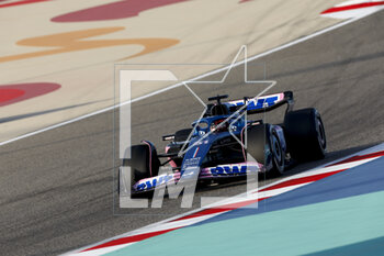 2023-02-23 - 31 OCON Esteban (fra), Alpine F1 Team A523, action during the Formula 1 Armco pre-season testing 2023 of the 2023 FIA Formula One World Championship from February 23 to 25, 2023 on the Bahrain International Circuit, in Sakhir, Bahrain - F1 - PRE-SEASON TESTING 2023 - BAHRAIN - FORMULA 1 - MOTORS