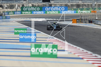 2023-02-24 - 14 ALONSO Fernando (spa), Aston Martin F1 Team AMR23, action, Aramco banners, sponsors, during the Formula 1 Aramco pre-season testing 2023 of the 2023 FIA Formula One World Championship from February 23 to 25, 2023 on the Bahrain International Circuit, in Sakhir, Bahrain - F1 - PRE-SEASON TESTING 2023 - BAHRAIN - FORMULA 1 - MOTORS