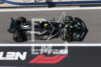 2023-02-24 - 44 HAMILTON Lewis (gbr), Mercedes AMG F1 Team W14, action during the Formula 1 Aramco pre-season testing 2023 of the 2023 FIA Formula One World Championship from February 23 to 25, 2023 on the Bahrain International Circuit, in Sakhir, Bahrain - F1 - PRE-SEASON TESTING 2023 - BAHRAIN - FORMULA 1 - MOTORS