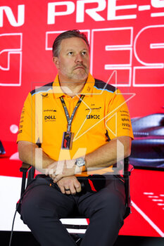 2023-02-24 - BROWN Zak (usa), CEO of of McLaren Racing, portrait during the Formula 1 Aramco pre-season testing 2023 of the 2023 FIA Formula One World Championship from February 23 to 25, 2023 on the Bahrain International Circuit, in Sakhir, Bahrain - F1 - PRE-SEASON TESTING 2023 - BAHRAIN - FORMULA 1 - MOTORS