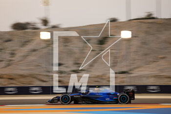 2023-02-24 - 02 SARGEANT Logan (usa), Williams Racing FW45, action during the Formula 1 Aramco pre-season testing 2023 of the 2023 FIA Formula One World Championship from February 23 to 25, 2023 on the Bahrain International Circuit, in Sakhir, Bahrain - F1 - PRE-SEASON TESTING 2023 - BAHRAIN - FORMULA 1 - MOTORS