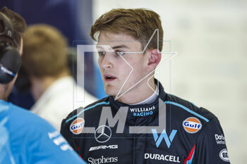 2023-02-24 - SARGEANT Logan (usa), Williams Racing FW45, portrait during the Formula 1 Aramco pre-season testing 2023 of the 2023 FIA Formula One World Championship from February 23 to 25, 2023 on the Bahrain International Circuit, in Sakhir, Bahrain - F1 - PRE-SEASON TESTING 2023 - BAHRAIN - FORMULA 1 - MOTORS