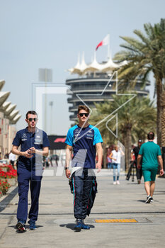2023-02-25 - SARGEANT Logan (usa), Williams Racing FW45, portrait during the Formula 1 Aramco pre-season testing 2023 of the 2023 FIA Formula One World Championship from February 23 to 25, 2023 on the Bahrain International Circuit, in Sakhir, Bahrain - F1 - PRE-SEASON TESTING 2023 - BAHRAIN - FORMULA 1 - MOTORS