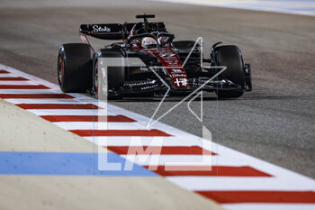 2023-02-25 - 77 BOTTAS Valtteri (fin), Alfa Romeo F1 Team Stake C43, action during the Formula 1 Aramco pre-season testing 2023 of the 2023 FIA Formula One World Championship from February 23 to 25, 2023 on the Bahrain International Circuit, in Sakhir, Bahrain - F1 - PRE-SEASON TESTING 2023 - BAHRAIN - FORMULA 1 - MOTORS