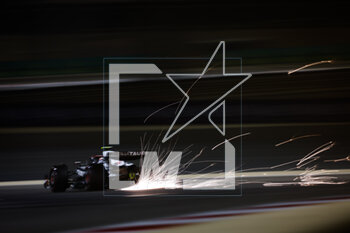 2023-02-25 - 21 DE VRIES Nyck (ned), Scuderia AlphaTauri AT04, action during the Formula 1 Aramco pre-season testing 2023 of the 2023 FIA Formula One World Championship from February 23 to 25, 2023 on the Bahrain International Circuit, in Sakhir, Bahrain - F1 - PRE-SEASON TESTING 2023 - BAHRAIN - FORMULA 1 - MOTORS