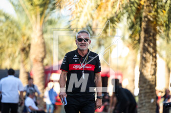 2023-03-02 - ZEHNDER Beat, Team Manager of Alfa Romeo F1 Team Stake, portrait during the Formula 1 Gulf Air Bahrain Grand Prix 2023, 1st round of the 2023 FIA Formula One World Championship from March 2
3 to 5, 2023 on the Bahrain International Circuit, in Sakhir, Bahrain - F1 - BAHRAIN GRAND PRIX 2023 - FORMULA 1 - MOTORS