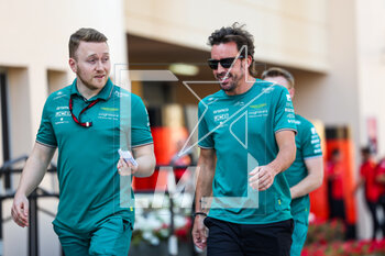 2023-03-02 - ALONSO Fernando (spa), Aston Martin F1 Team AMR23, portrait during the Formula 1 Gulf Air Bahrain Grand Prix 2023, 1st round of the 2023 FIA Formula One World Championship from March 2
3 to 5, 2023 on the Bahrain International Circuit, in Sakhir, Bahrain - F1 - BAHRAIN GRAND PRIX 2023 - FORMULA 1 - MOTORS