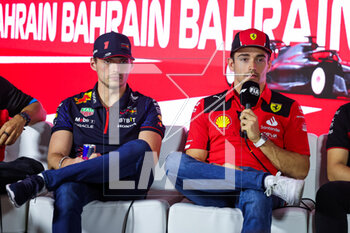 2023-03-02 - VERSTAPPEN Max (ned), Red Bull Racing RB19, LECLERC Charles (mco), Scuderia Ferrari SF-23, portrait during the Formula 1 Gulf Air Bahrain Grand Prix 2023, 1st round of the 2023 FIA Formula One World Championship from March 2
3 to 5, 2023 on the Bahrain International Circuit, in Sakhir, Bahrain - F1 - BAHRAIN GRAND PRIX 2023 - FORMULA 1 - MOTORS