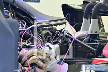 2023-03-02 - Alfa Romeo F1 Team Stake C43, mechanical detail of the Ferrari engine and electronics during the Formula 1 Gulf Air Bahrain Grand Prix 2023, 1st round of the 2023 FIA Formula One World Championship from March 2 to 5, 2023 on the Bahrain International Circuit, in Sakhir, Bahrain - F1 - BAHRAIN GRAND PRIX 2023 - FORMULA 1 - MOTORS