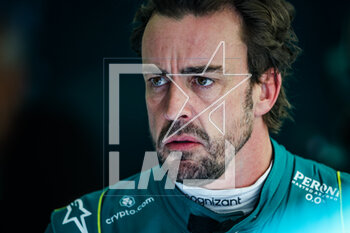 2023-03-03 - ALONSO Fernando (spa), Aston Martin F1 Team AMR23, portrait during the Formula 1 Gulf Air Bahrain Grand Prix 2023, 1st round of the 2023 FIA Formula One World Championship from March 2 to 5, 2023 on the Bahrain International Circuit, in Sakhir, Bahrain - F1 - BAHRAIN GRAND PRIX 2023 - FORMULA 1 - MOTORS
