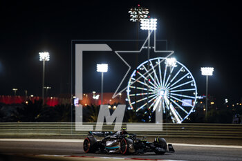 2023-03-03 - 44 HAMILTON Lewis (gbr), Mercedes AMG F1 Team W14, action during the Formula 1 Gulf Air Bahrain Grand Prix 2023, 1st round of the 2023 FIA Formula One World Championship from March 2 to 5, 2023 on the Bahrain International Circuit, in Sakhir, Bahrain - F1 - BAHRAIN GRAND PRIX 2023 - FORMULA 1 - MOTORS