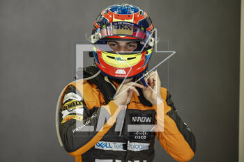2023-03-03 - PIASTRI Oscar (aus), McLaren F1 Team MCL60, portrait during the Formula 1 Gulf Air Bahrain Grand Prix 2023, 1st round of the 2023 FIA Formula One World Championship from March 2 to 5, 2023 on the Bahrain International Circuit, in Sakhir, Bahrain - F1 - BAHRAIN GRAND PRIX 2023 - FORMULA 1 - MOTORS