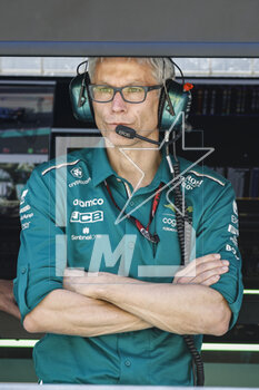 2023-03-03 - KRACK Mike (her), Team Principal and CEO of Aston Martin F1 Team, portrait during the Formula 1 Gulf Air Bahrain Grand Prix 2023, 1st round of the 2023 FIA Formula One World Championship from March 2 to 5, 2023 on the Bahrain International Circuit, in Sakhir, Bahrain - F1 - BAHRAIN GRAND PRIX 2023 - FORMULA 1 - MOTORS