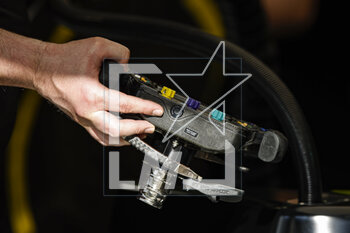 2023-03-03 - Mercedes AMG F1 Team W14, mechanical detail steering wheel, volant, during the Formula 1 Gulf Air Bahrain Grand Prix 2023, 1st round of the 2023 FIA Formula One World Championship from March 2 to 5, 2023 on the Bahrain International Circuit, in Sakhir, Bahrain - F1 - BAHRAIN GRAND PRIX 2023 - FORMULA 1 - MOTORS
