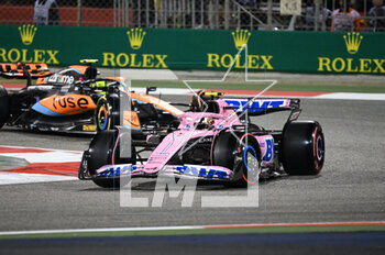 2023-03-03 - 10 GASLY Pierre (fra), Alpine F1 Team A523, 04 NORRIS Lando (gbr), McLaren F1 Team MCL60, action during the Formula 1 Gulf Air Bahrain Grand Prix 2023, 1st round of the 2023 FIA Formula One World Championship from March 2 to 5, 2023 on the Bahrain International Circuit, in Sakhir, Bahrain - F1 - BAHRAIN GRAND PRIX 2023 - FORMULA 1 - MOTORS