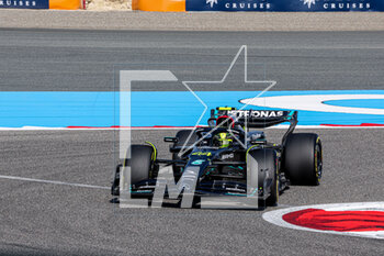 2023-03-03 - 
 Lewis Hamilton (GBR) Mercedes W14 E Performance 


durinFORMULA 1 GULF AIR BAHRAIN GRAND PRIX 2023 - FORMULA 1 GULF AIR BAHRAIN GRAND PRIX 2023 - FORMULA 1 - MOTORS