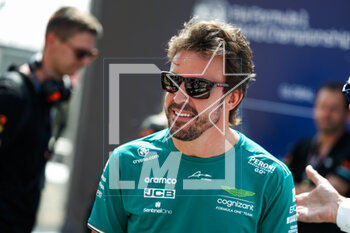 2023-03-04 - ALONSO Fernando (spa), Aston Martin F1 Team AMR23, portrait during the Formula 1 Gulf Air Bahrain Grand Prix 2023, 1st round of the 2023 FIA Formula One World Championship from March 2 to 5, 2023 on the Bahrain International Circuit, in Sakhir, Bahrain - F1 - BAHRAIN GRAND PRIX 2023 - FORMULA 1 - MOTORS