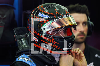 2023-03-04 - OCON Esteban (fra), Alpine F1 Team A523, portrait during the Formula 1 Gulf Air Bahrain Grand Prix 2023, 1st round of the 2023 FIA Formula One World Championship from March 2 to 5, 2023 on the Bahrain International Circuit, in Sakhir, Bahrain - F1 - BAHRAIN GRAND PRIX 2023 - FORMULA 1 - MOTORS