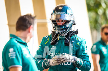2023-03-04 - STROLL Lance (can), Aston Martin F1 Team AMR23, portrait during the Formula 1 Gulf Air Bahrain Grand Prix 2023, 1st round of the 2023 FIA Formula One World Championship from March 2 to 5, 2023 on the Bahrain International Circuit, in Sakhir, Bahrain - F1 - BAHRAIN GRAND PRIX 2023 - FORMULA 1 - MOTORS