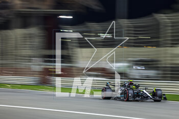 2023-03-04 - 44 HAMILTON Lewis (gbr), Mercedes AMG F1 Team W14, action during the Formula 1 Gulf Air Bahrain Grand Prix 2023, 1st round of the 2023 FIA Formula One World Championship from March 2
3 to 5, 2023 on the Bahrain International Circuit, in Sakhir, Bahrain - F1 - BAHRAIN GRAND PRIX 2023 - FORMULA 1 - MOTORS