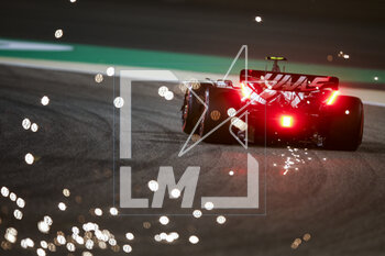 2023-03-04 - 27 HULKENBERG Nico (ger), Haas F1 Team VF-23 Ferrari, action during the Formula 1 Gulf Air Bahrain Grand Prix 2023, 1st round of the 2023 FIA Formula One World Championship from March 2 to 5, 2023 on the Bahrain International Circuit, in Sakhir, Bahrain - F1 - BAHRAIN GRAND PRIX 2023 - FORMULA 1 - MOTORS