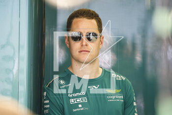 2023-03-04 - VANDOORNE Stoffel (bel), Reserve Driver of Aston Martin F1 Team, portrait during the Formula 1 Gulf Air Bahrain Grand Prix 2023, 1st round of the 2023 FIA Formula One World Championship from March 2 to 5, 2023 on the Bahrain International Circuit, in Sakhir, Bahrain - F1 - BAHRAIN GRAND PRIX 2023 - FORMULA 1 - MOTORS